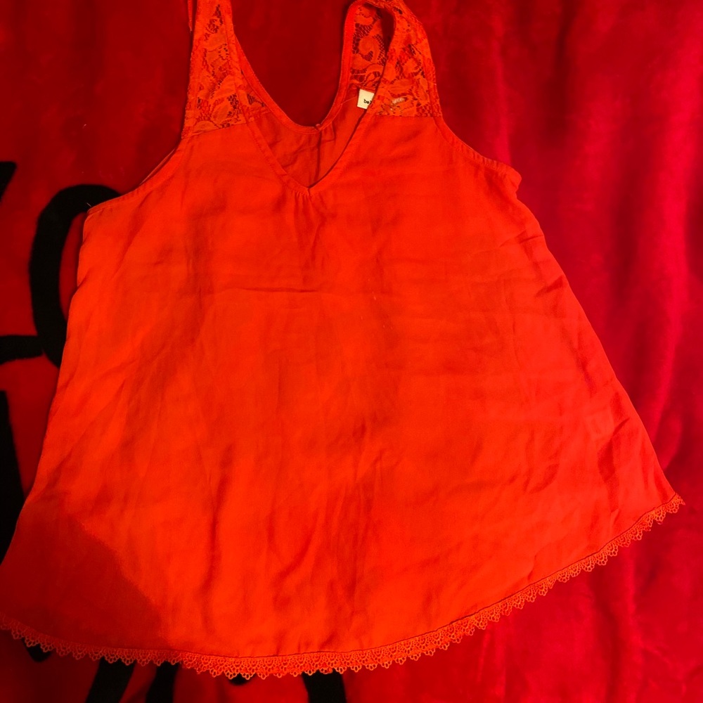 Simple Orange Tank